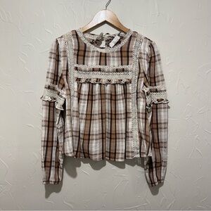 NWOT American Eagle brown plaid lace/crochet detail long sleeve blouse (small)